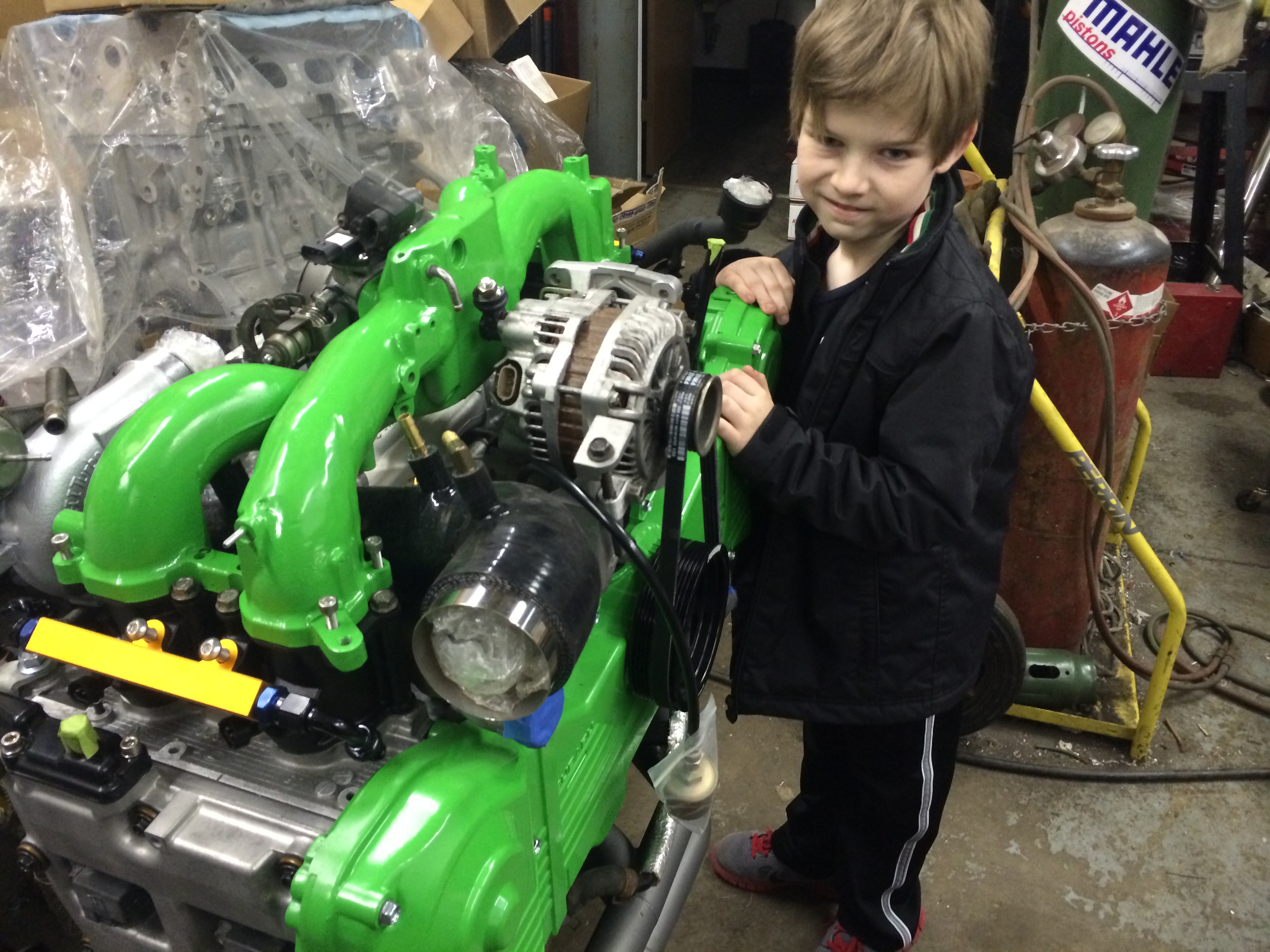 The EJ20 Subaru motor ready for the 914